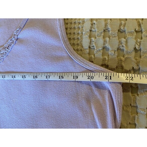 BUNDLE of  2  Tank Tops Sleeveless  Plus Size XL   light & perfect for Summer! - Picture 6 of 12